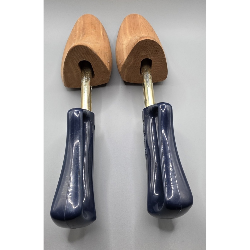 Vintage Rochester Shoe Tree Co Wooden Shoe Trees Blue Handles USA Pair